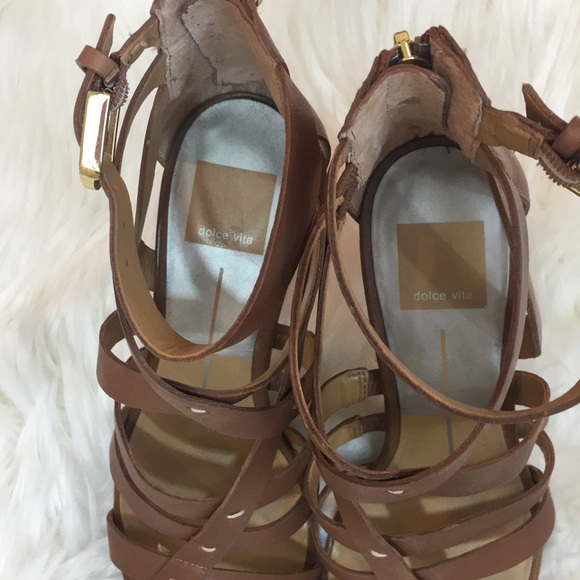 Dolce Vita strappy heeled sandals in brown - Picture 3 of 7